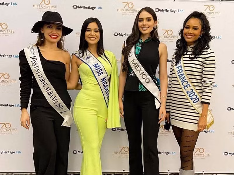 Clemence Botino đã tiếp xúc không ít thí sinh trước khi được phát hiện mắc COVID-19. Ảnh: Vietnamnet