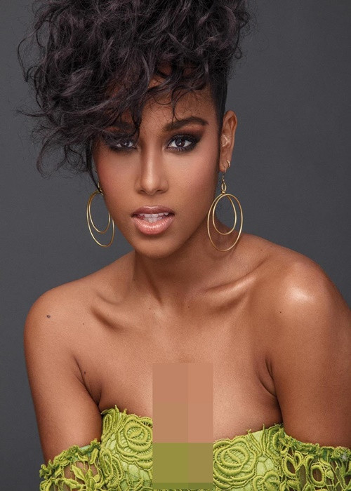 Năm 2016, Clemence chuyển đến Paris, Pháp học thạc sĩ về lịch sử và nghệ thuật tại Đại học Sorbonne. Ảnh: Instagram Clemence Botino