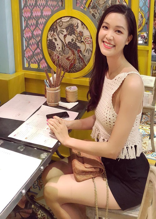 Năm 2019, Thùy Dung thông báo đang quen bạn trai người Việt. Trong cuộc phỏng vấn với Vietnamnet, người đẹp cho biết, cả hai bên nhau đã lâu và gia đình hai bên đều ủng hộ. Thùy Dung chia sẻ thêm, nửa kia là người tâm lý, luôn bên cạnh, thấu hiểu và ủng hộ cô. Ảnh: VOV