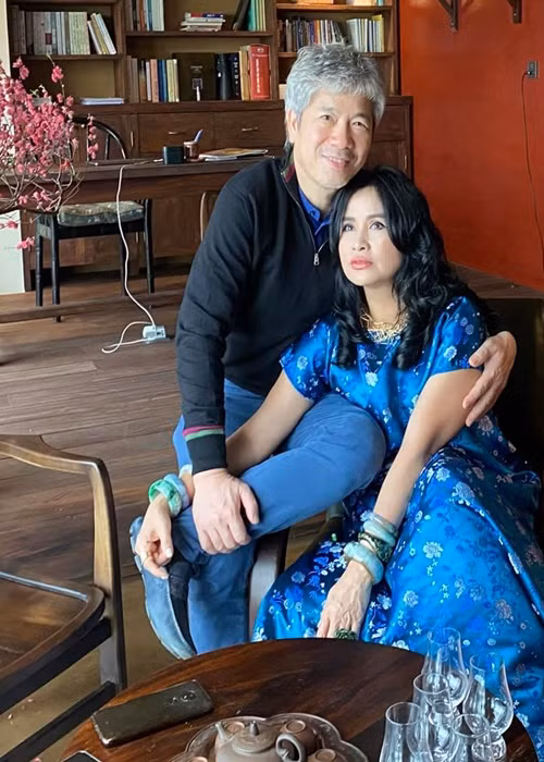 Trong cuộc phỏng vấn với Tiền Phong, khi được hỏi về đám cưới, Thanh Lam chia sẻ: “Chúng tôi cũng lớn tuổi rồi không hợp với sự ồn ào. Mà tính tôi cũng không câu nệ. Quan trọng là giá trị sống. Hạnh phúc không liên quan đến việc tổ chức đám cưới to/nhỏ, hay phải làm những thứ mọi người vẫn làm. Tôi với anh ấy chỉ mong mỗi ngày bên nhau là một ngày vui”.