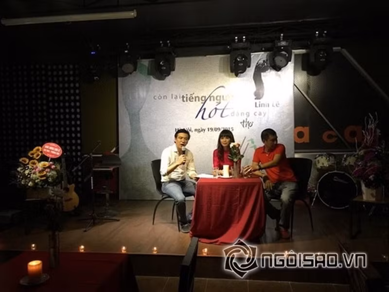 Quang Minh từng làm MC trong một số buổi ra mắt sách của Linh Lê. Ảnh: Ngôi sao