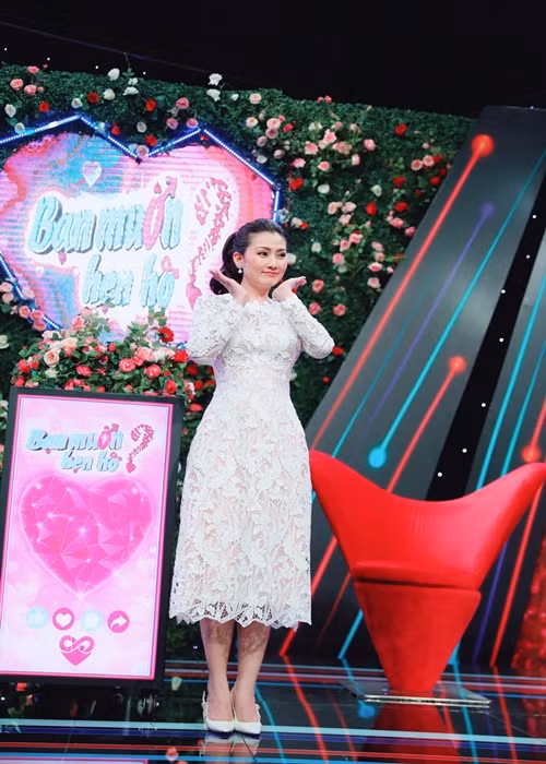 Ngọc Lan bận rộn với công việc quay gameshow sau khi trở về Sài Gòn.