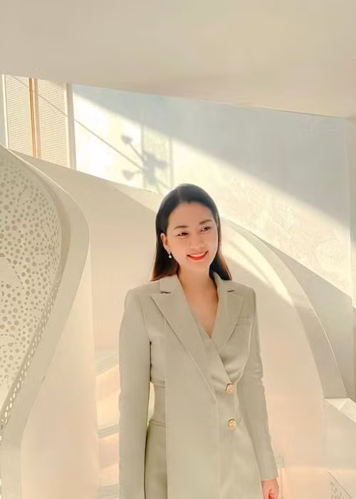 Nữ diễn viên Ngọc Lan tự tin hơn khi dần lấy lại được vóc dáng thon gọn.