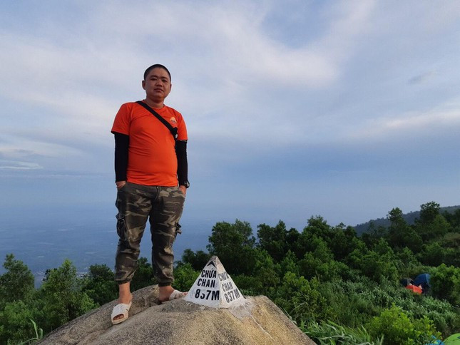 Ban tre tim cach khoi phuc du lich sau gian cach-Hinh-6