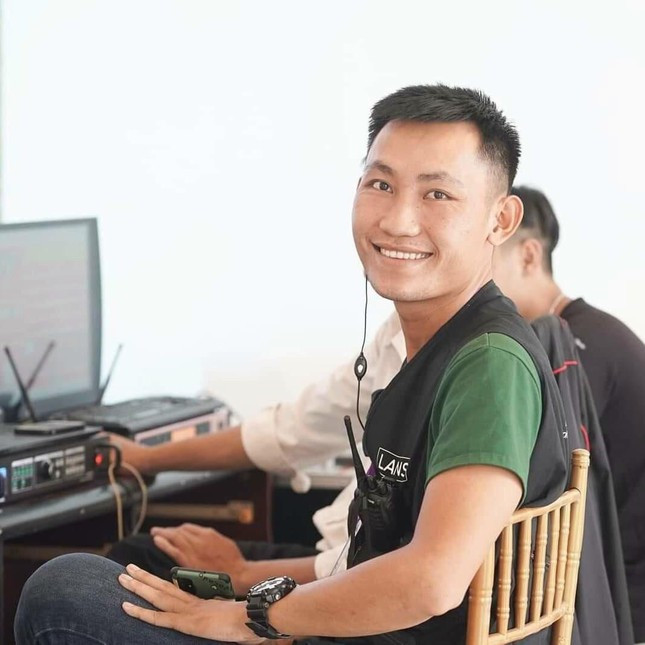 Ban tre tim cach khoi phuc du lich sau gian cach-Hinh-4