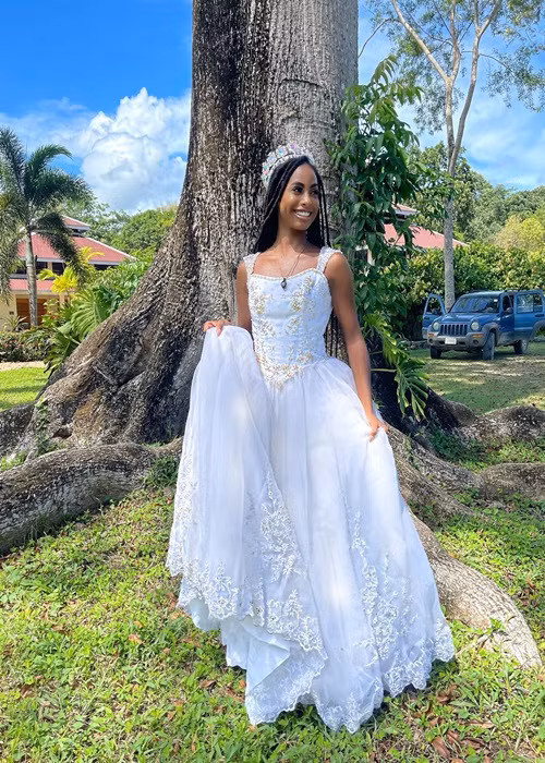 Chiến thắng của Destiny không quá bất ngờ bởi cô được các chuyên trang sắc đẹp đánh giá cao trước chung kết.