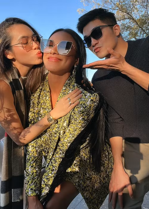 Hoàng My và Bảo Hoàng dẫn Kim Duyên đi chơi trước khi nhập cuộc.