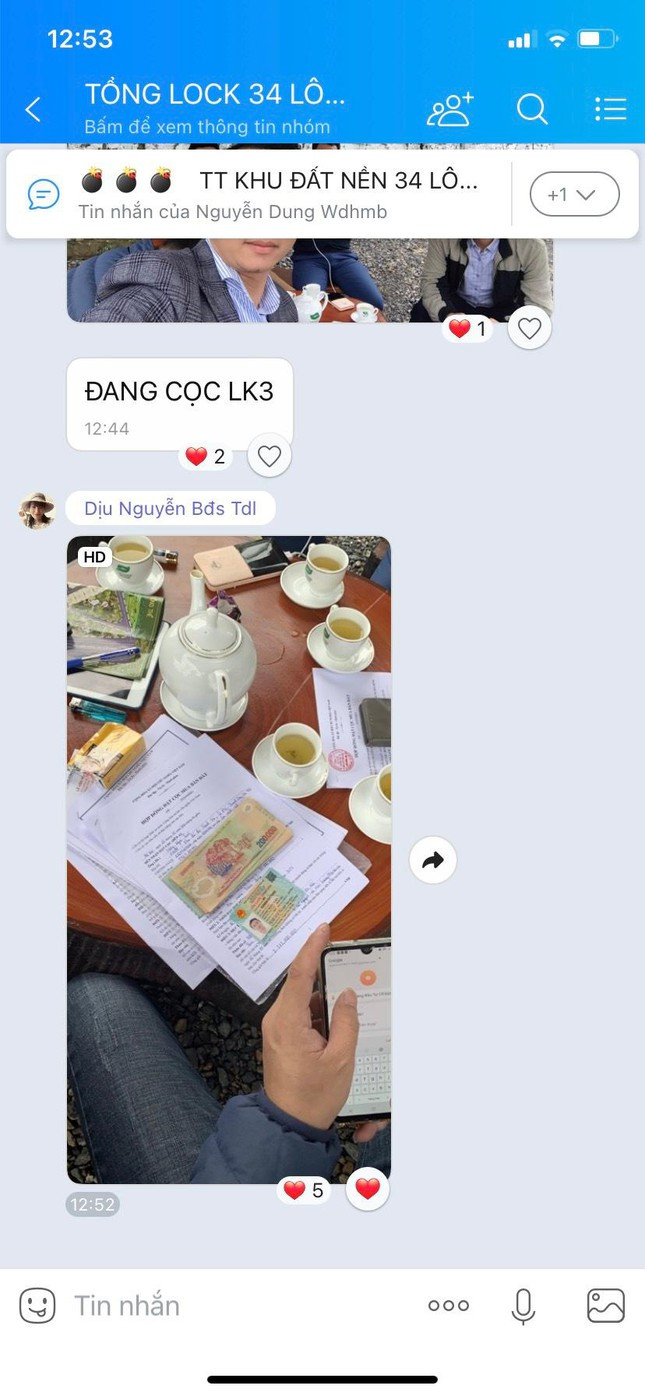 Để lấy lòng tin của khách bán những lô cuối, nhân viên môi giới liên tục gửi hình ảnh xác nhận đặt cọc của khách về dự án.