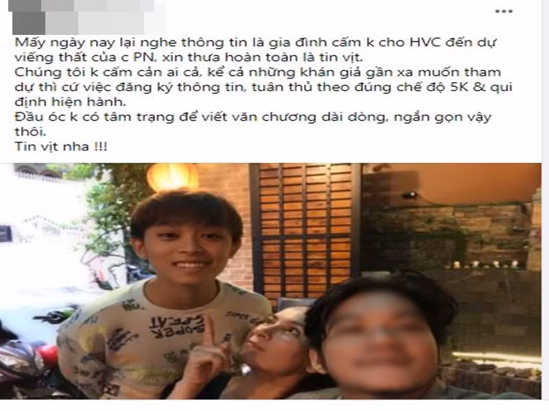 Mới đây, rộ tin đồn Hồ Văn Cường bị cấm dự lễ 49 ngày của cố ca sĩ Phi Nhung. Phía Phi Phung phủ nhận tin đồn này. "Chúng tôi không cấm cản ai cả, kể cả những khán giả gần xa muốn tham gia cứ việc đăng ký thông tin, tuân thủ theo đúng chế độ 5K và quy định hiện hành", quản lý của Phi Nhung cho hay. Ảnh chụp màn hình