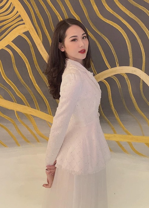 Bạn gái của Vũ Duy Khánh kín tiếng về đời tư. Ảnh: FB Phương Anh