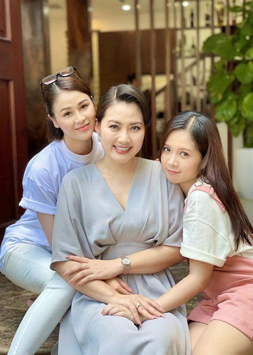 Thu Trang thân thiết với Ngọc Lan khi đóng chung phim "Mặt nạ gương".