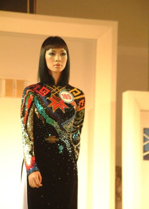 Xuân Lan đoạt một số giải thưởng về người mẫu như: top 10 Tìm kiếm người đẹp thời trang Việt Nam 1999, Top 10 Người mẫu Hà Nội mở rộng 1999, Top 10 Siêu mẫu Việt Nam 2002, top Miss Photo 2002…Ảnh: Phụ nữ Việt Nam