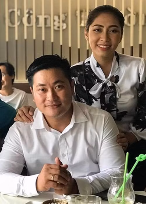 Thu Thảo từng hạnh phúc gọi ông xã là "người chồng quốc dân". Ảnh: FB Thu Thảo