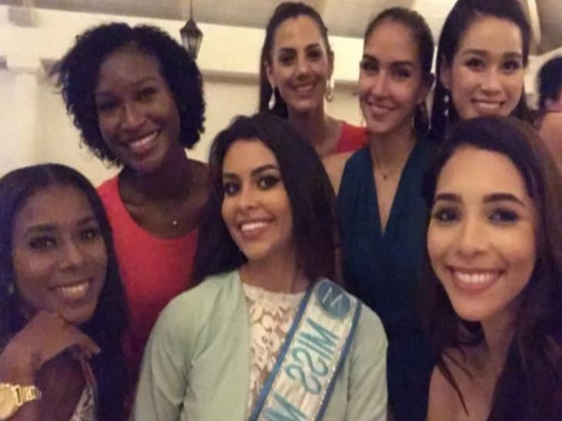 Đại diện Việt Nam tươi tắn dù trải qua 40 giờ bay. Ảnh: Vietnam beauties