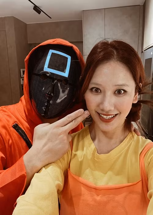 Sau tin đồn nhảm, Trấn Thành - Hari Won khoe ảnh bên nhau mừng Halloween.