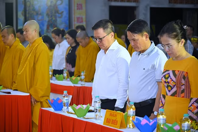 Xuc dong Le Cau sieu 512 liet si nha bao cach mang o Nghe An-Hinh-4