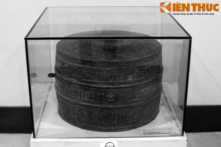 Chỉ tồn tại trong một thời gian ngắn nhưng triều đại Tây Sơn đã để lại cho hậu thế những di sản văn hóa đặc sắc. Tiêu biểu trong đó là Bảo vật quốc gia - trống đồng Cảnh Thịnh, đang được lưu giữ và trưng bày tại Bảo tàng Lịch sử quốc gia Việt Nam.