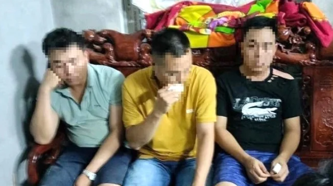 Dinh chi sinh hoat Dang voi 3 cuu cong an ban de cua dan