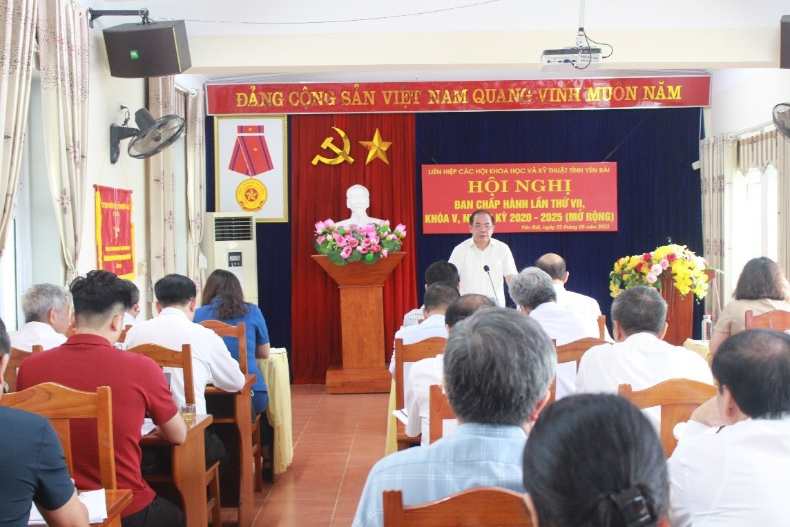 Bà Đoàn Thị Thanh Tâm làm Phó Chủ tịch Liên hiệp Hội tỉnh Yên Bái Ba Doan Thi Thanh Tam lam Pho Chu tich Lien hiep Hoi tinh Yen Bai