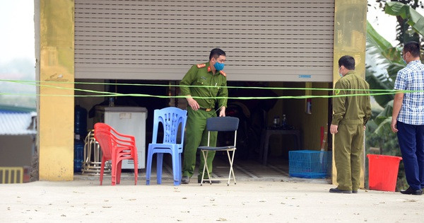 Khi Công an tỉnh Bắc Giang có mặt tại hiện trường, nạn nhân T.V.N đã tử vong với một vết đâm chí mạng từ phía sau. Nơi N tử vong là ngay trước cửa một quán karaoke ở thị trấn Bích Động. Ngoài những vết máu loang lổ, rải rác trên nền đất thì hầu như không còn dấu vết nào của nghi phạm để lại. Thời điểm vụ án xảy ra là đêm khuya nên không có nhân chứng. Hầu hết tài sản mà N mang theo đều còn nguyên vẹn, vì thế các điều tra viên cho rằng vụ án có thể xuất phát từ những mâu thuẫn cá nhân. (Ảnh minh họa, nguồn Internet)