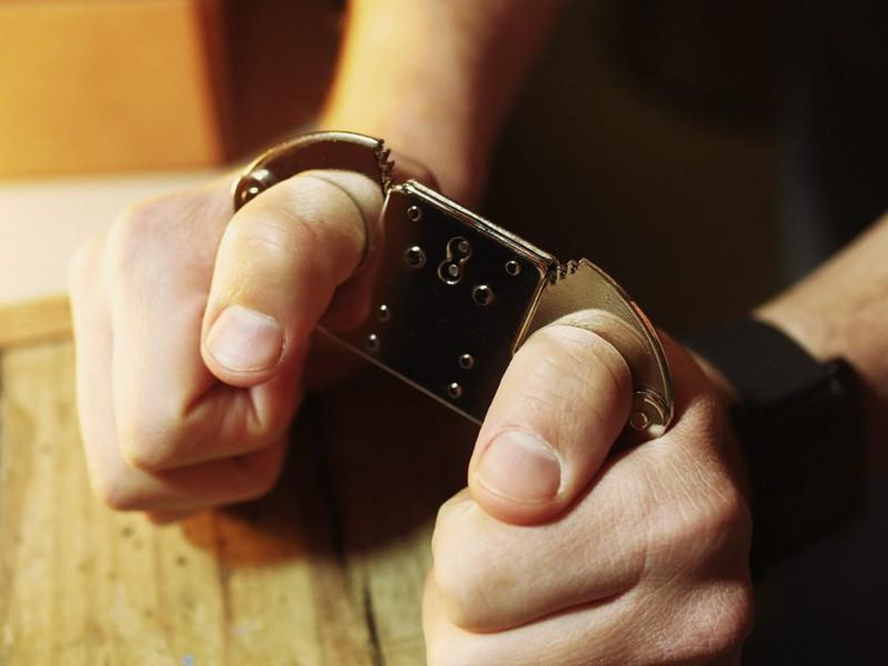 Ngày 10/6/2023, Bộ Công an cho biết, đã ra Quyết định khởi tố bị can, ra Lệnh bắt bị can để tạm giam đối với Phạm Thị My (SN 1963, nguyên giảng viên Đại học Sư phạm Hà Nội) và Khởi tố bị can, áp dụng biện pháp ngăn chặn cấm đi khỏi nơi cứ trú đối với Bùi Văn Sâm (SN 1949, nguyên giảng viên Đại học Sư phạm Hà Nội) cùng về tội "Lợi dụng chức vụ quyền hạn trong khi thi hành công vụ" quy định tại Điều 356 Bộ luật Hình sự năm 2015. 