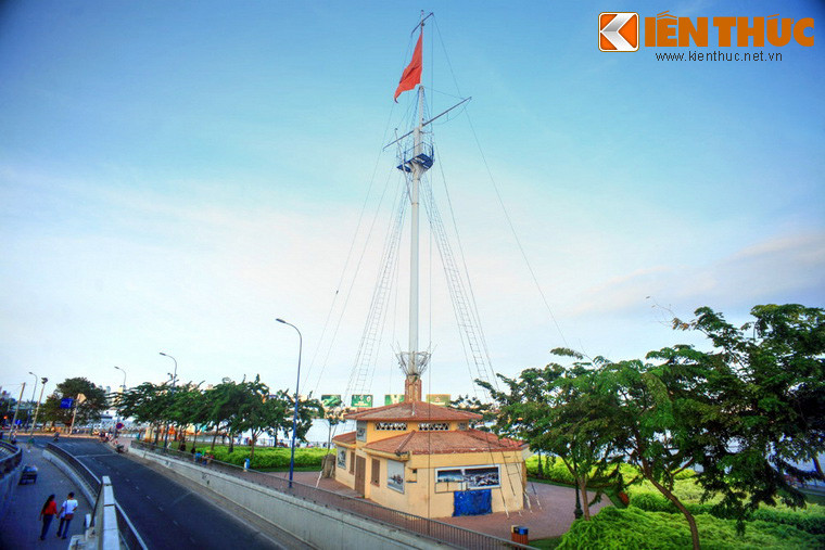 Những năm gần đây, cột cờ Thủ Ngữ đã được tôn tạo, nâng cấp, phục chế để phù hợp với quy hoạch xây dựng khu trung tâm TPHCM, bờ Tây sông Sài Gòn.