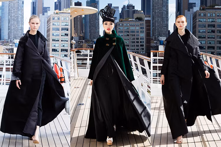  Siêu mẫu Jessica Minh Anh (ở giữa) vừa tổ chức chương trình J Autumn Fashion Show tại New York, Mỹ. Mở màn show diễn là bộ sưu tập của thương hiệu Debaj đến từ Qatar. 