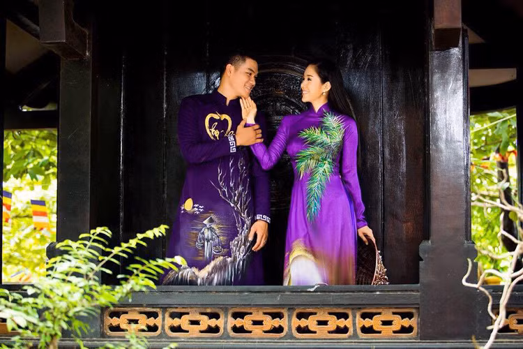 Trong khi Lê Phương giữ im lặng trước tin đồn tái hôn, một người bạn thân của cô chia sẻ với Zing, cặp đôi đã chụp ảnh cưới vào ngày 8/8. (Ảnh: Facebook nhân vật) 