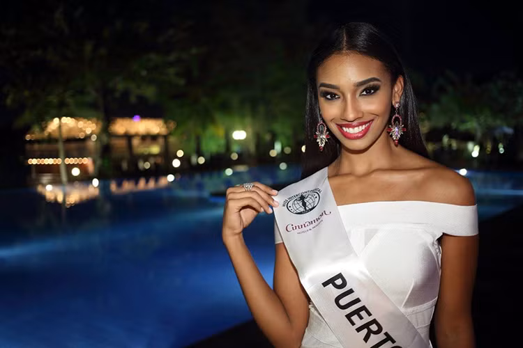 Chan dung nguoi dep dang quang Hoa hau Lien luc dia 2016-Hinh-4