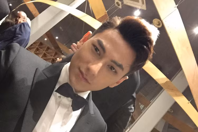 Vì bận đột xuất nên đạo diễn Ngô Thanh Vân không thể cùng Isaac sang Hàn Quốc tham gia liên hoan phim danh giá. (Ảnh: FBNV)