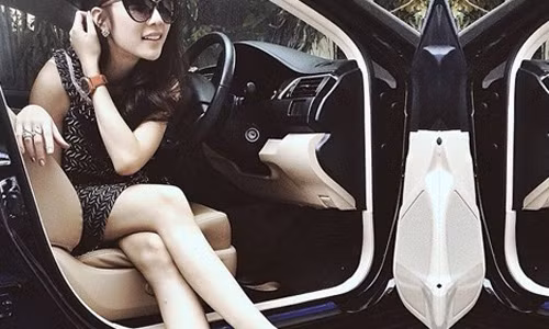 Top 6 chom sao nu co so huong phu quy, giau sang tron doi