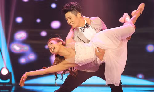 Hot boy Buoc nhay ngan can 2016 bi loai day tiec nuoi