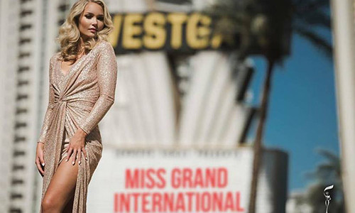 Doi thu cua Nguyen Loan bo thi vi bi che beo