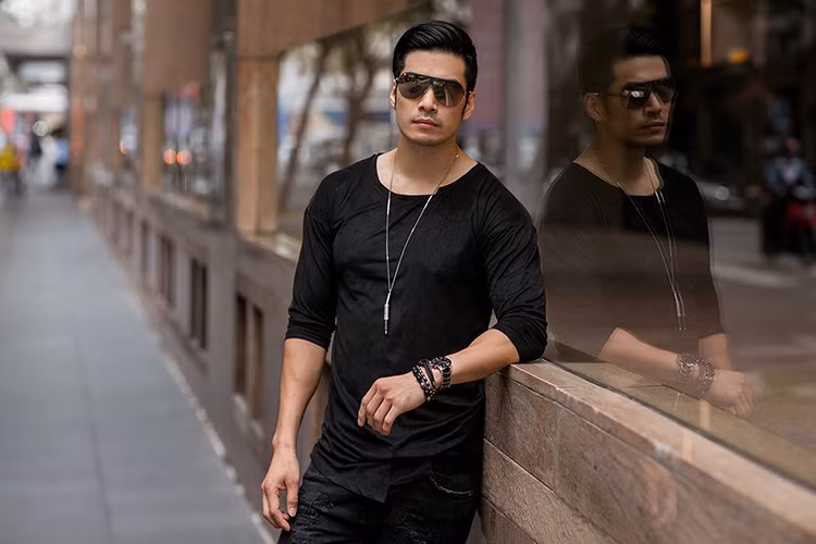 Hiện tại, nam diễn viên phim “Truy sát” được biết đến như huấn luyện viên thể hình cho diễn viên Trương Ngọc Ánh, Hoa hậu Hà Kiều Anh…