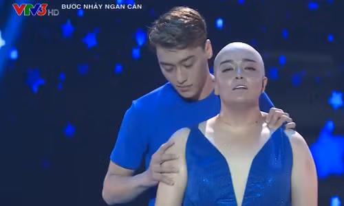 Mr Dam nghen long truoc thi sinh hoa co gai bi ung thu