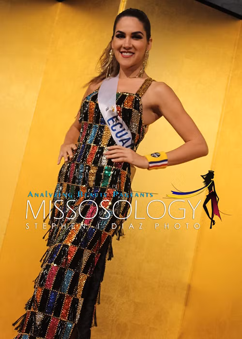 Ivanna Abad đến từ Ecuador xếp ở vị trí thứ 8. Cô ghi điểm khi là một trong số ít các người đẹp Latin cố gắng nói tiếng Anh với ê-kíp. 