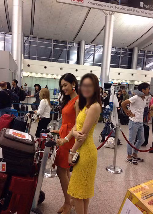 Trong suốt hai tháng qua, đại diện của Việt Nam dồn hết tâm sức chuẩn bị cho lần mang chuông đi đánh xứ người. (Ảnh: Fanpage Miss International Vietnam)