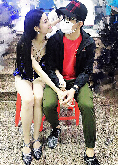 Những khoảnh khắc tình tứ của cặp đôi Tim - Trương Quỳnh Anh khiến không ít người phải ghen tị.