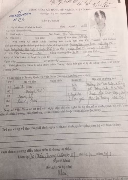 Bản khai của bé Mai trước đó tại cơ quan chức năng.