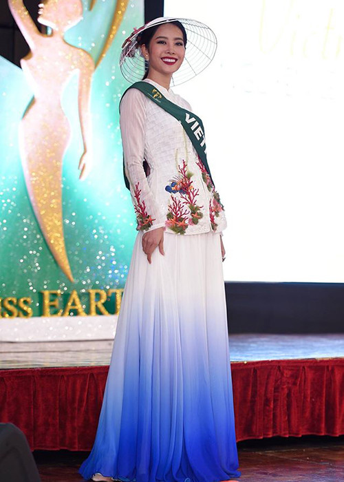 Buổi giao lưu của Nam Em với fans đã thu hút hơn 40.000 lượt xem và theo dõi. Cô được đánh giá cao bởi sự thân thiện và tươi tắn. (Ảnh: SashFactor) 