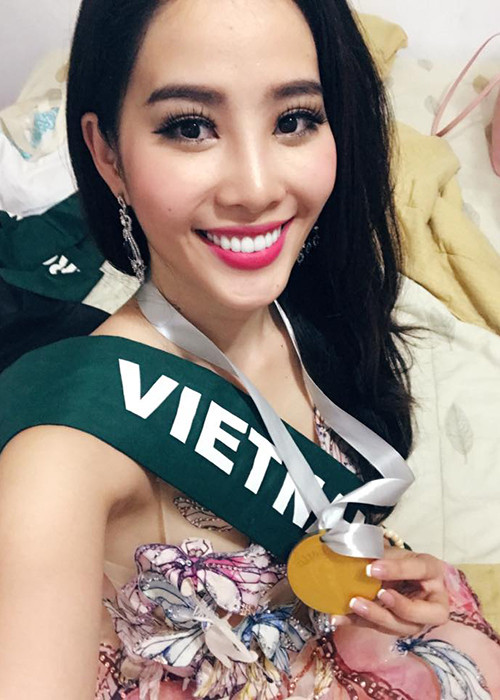 Đại diện của Việt Nam còn vinh dự trở thành người đẹp châu Á có thành tích tốt nhất tại cuộc thi Hoa hậu Trái đất 2016 năm nay tính đến thời điểm này. (Ảnh: Facebook nhân vật) 