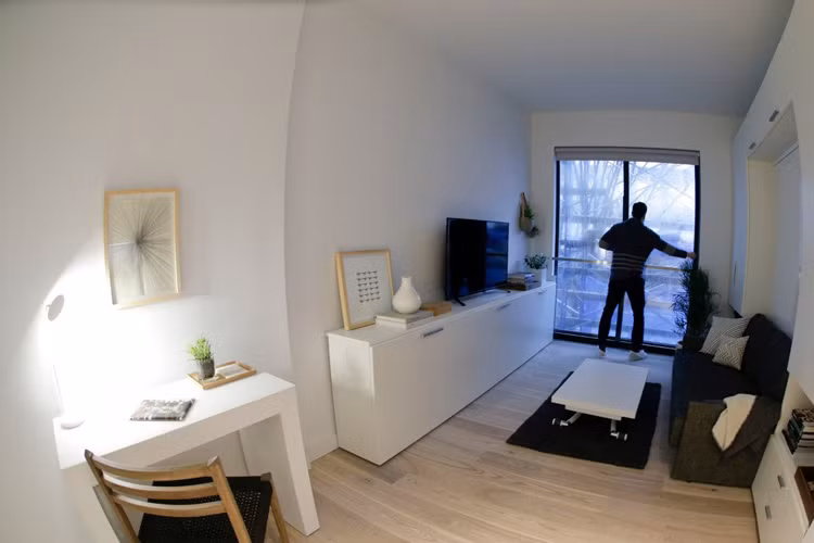 Không gian sống hiện đại tại đây được thiết kế linh hoạt với giá thuê dao động trong ngưỡng 2.500 - 2.900 USD (56.000.000 - 64.000.000 VNĐ). 