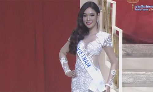 A khoi Phuong Linh truot top 15 Hoa hau Quoc te 2016