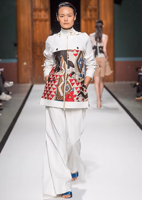 Tại Việt Nam, Lê Thanh Thảo vốn được đánh giá là một trong những mẫu trẻ triển vọng với gương mặt cá tính, thần thái cuốn hút và hình thể tương đối chuẩn.