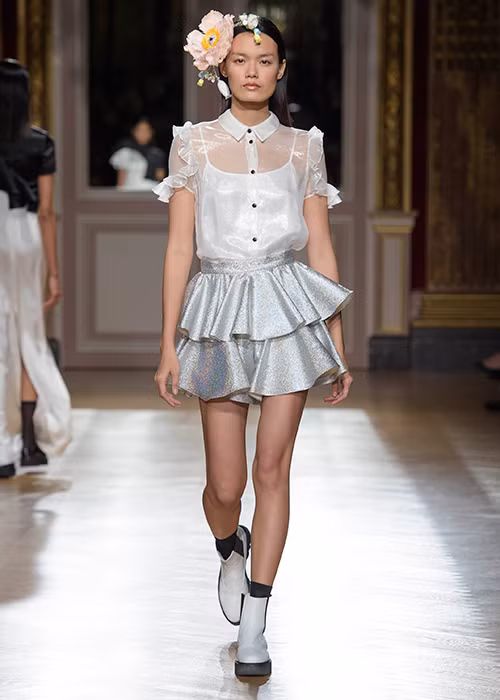 Mới đây, Lê Thanh Thảo bất ngờ trúng 2 show diễn thuộc Paris Fashion Week (Tuần lễ thời trang Paris).