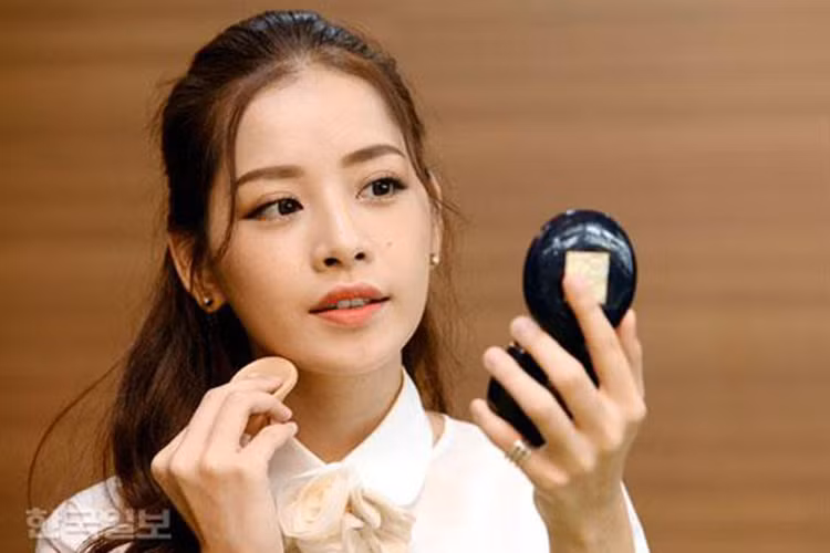 Bài viết đã giới thiệu Chi Pu là nữ nghệ sĩ nổi tiếng người Việt có lượng lớn người theo dõi trên mạng xã hội. (Ảnh: Phununews)