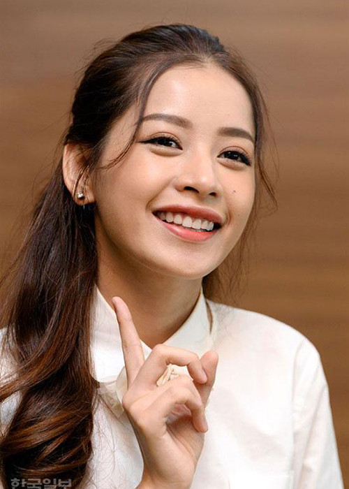 Đặc biệt, tờ Hanbook Ilbo gọi nữ diễn viên phim “5S Online” là Kim Tae Hee Việt Nam chứng tỏ dành sự ưu ái đặc biệt cho cô. (Ảnh: Phununews)