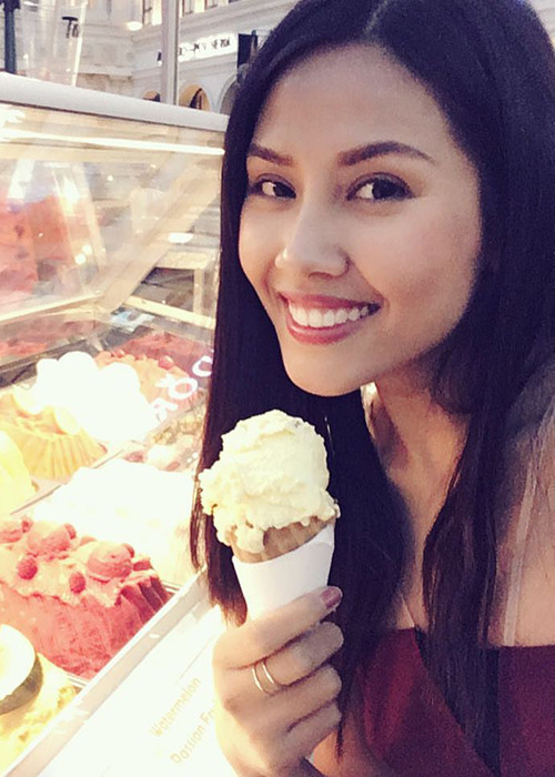 Nguyễn Thị Loan đã dành thời gian khám phá nước Mỹ. Mới nhất, cô khoe ảnh thưởng thức món kem mát lạnh ở Las Vegas. (Ảnh: Facebook nhân vật) 