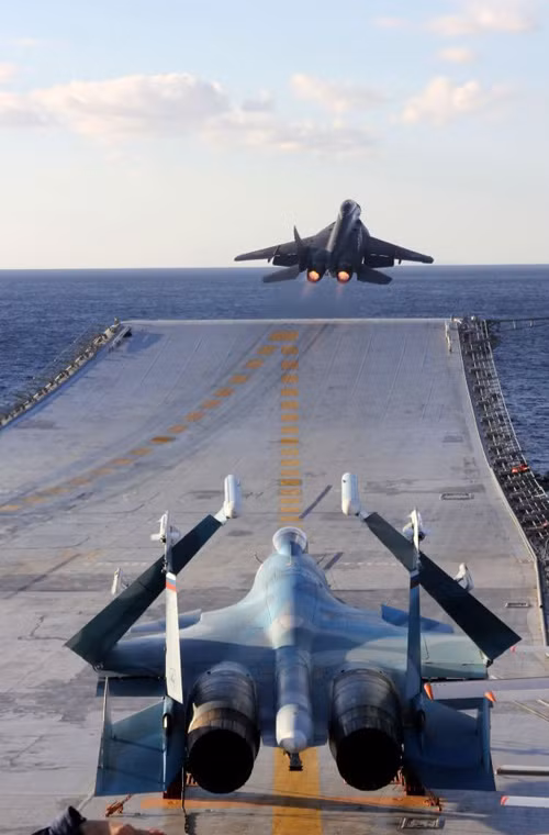 Tiêm kích hạm MiG-29K xuất kích. Nguồn ảnh: Sputnik