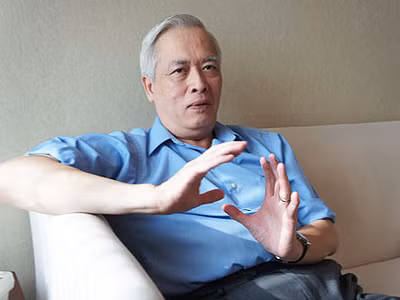 GS. Trinh Xuan Thuan, nguoi viet khoa hoc vu tru bang van chuong